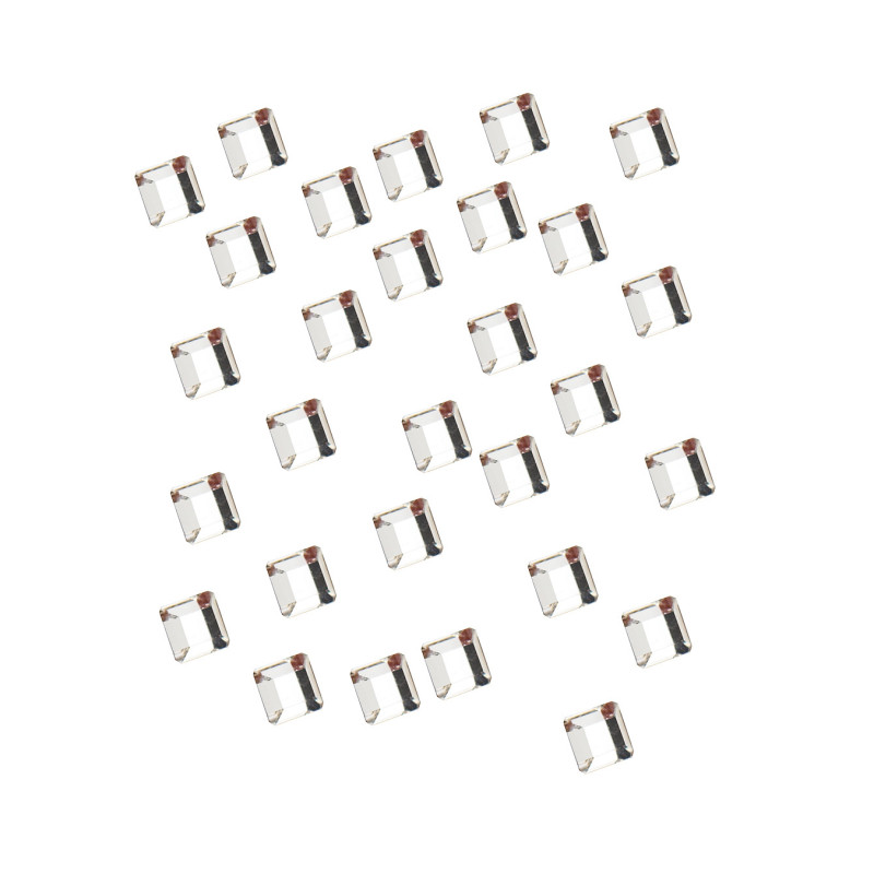 Strass pour Ongles Carré Argent 2mm Peggy Sage x 28 Strass pour Ongles Carré Argent 2mm Peggy Sage x 28