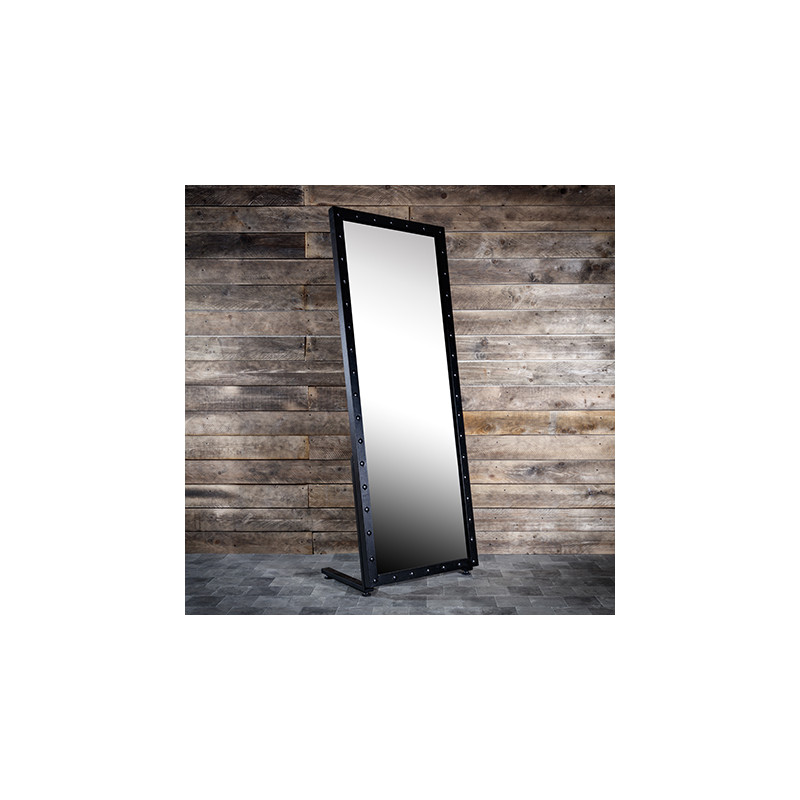 Mirroir Saint Jame'S  Men Stories