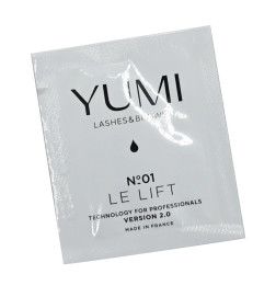 Yumi Lashes et Brows Le Soin Lot de 20