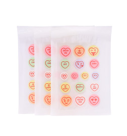 SUNK PATCH SPOT LOVE HEARTS 48 PCS